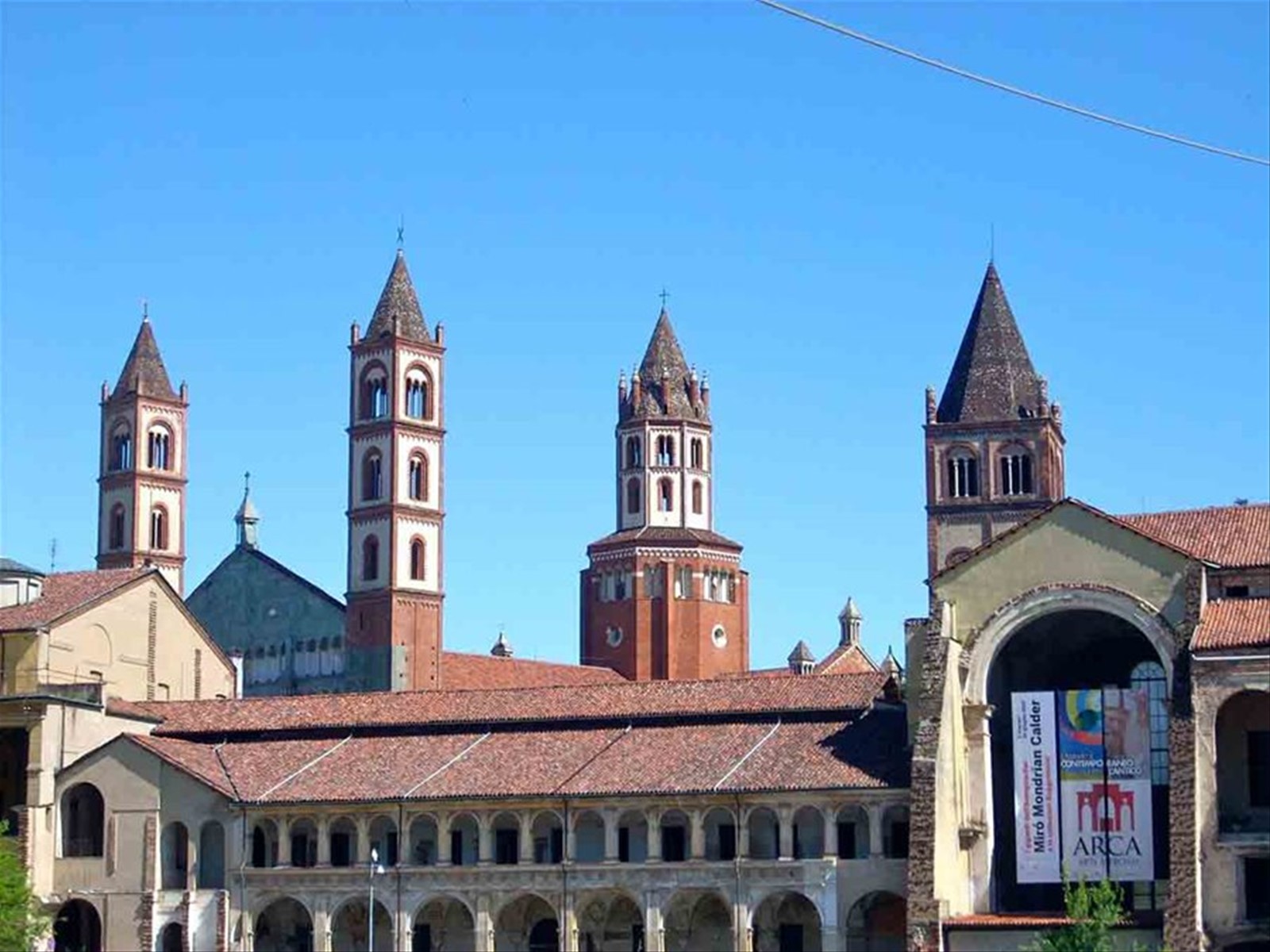 Sulla via Francigena, alla scoperta dell'arte e dei sapori di una volta: una giornata a Vercelli