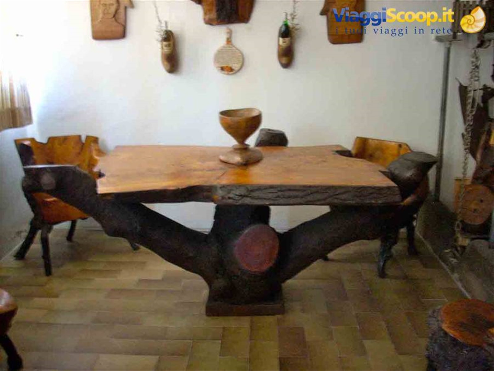 Mobili in legno presso Agriturismo Bottazza
