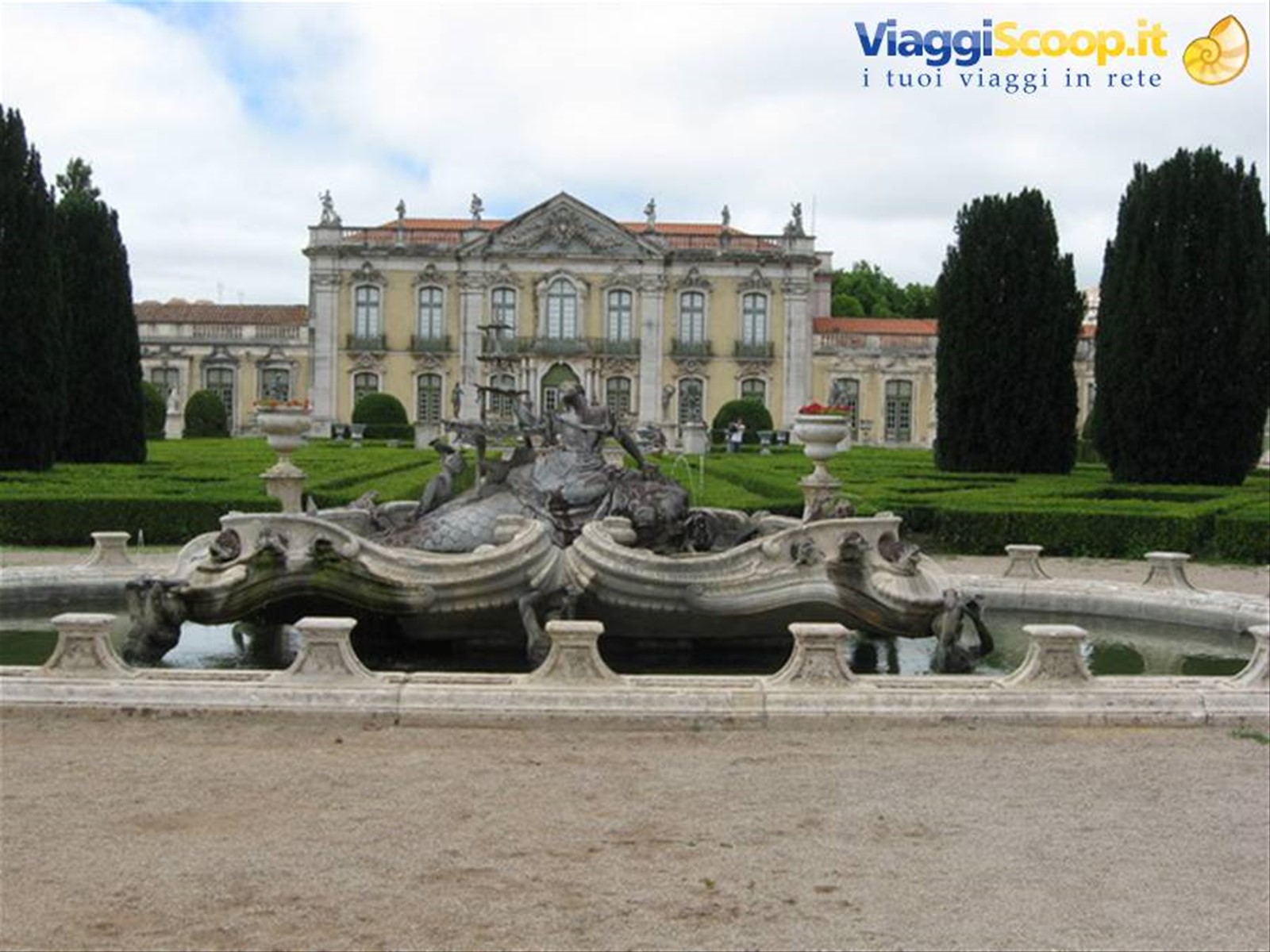 Queluz