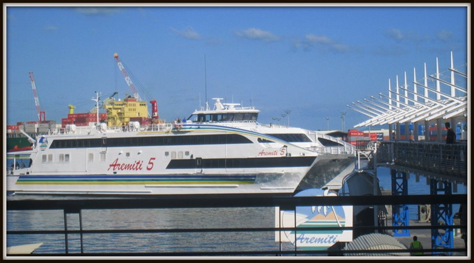 Aremiti 5 direzione.... Moorea