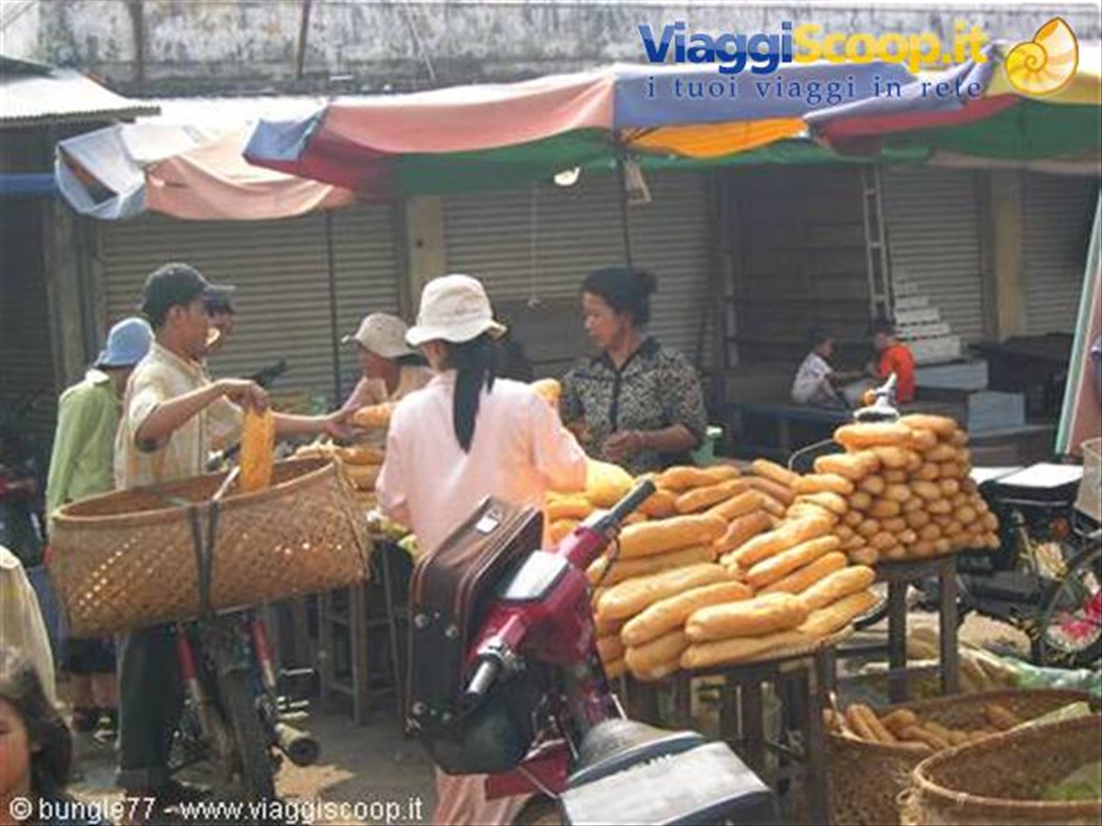 14 - Kratie - Mercato