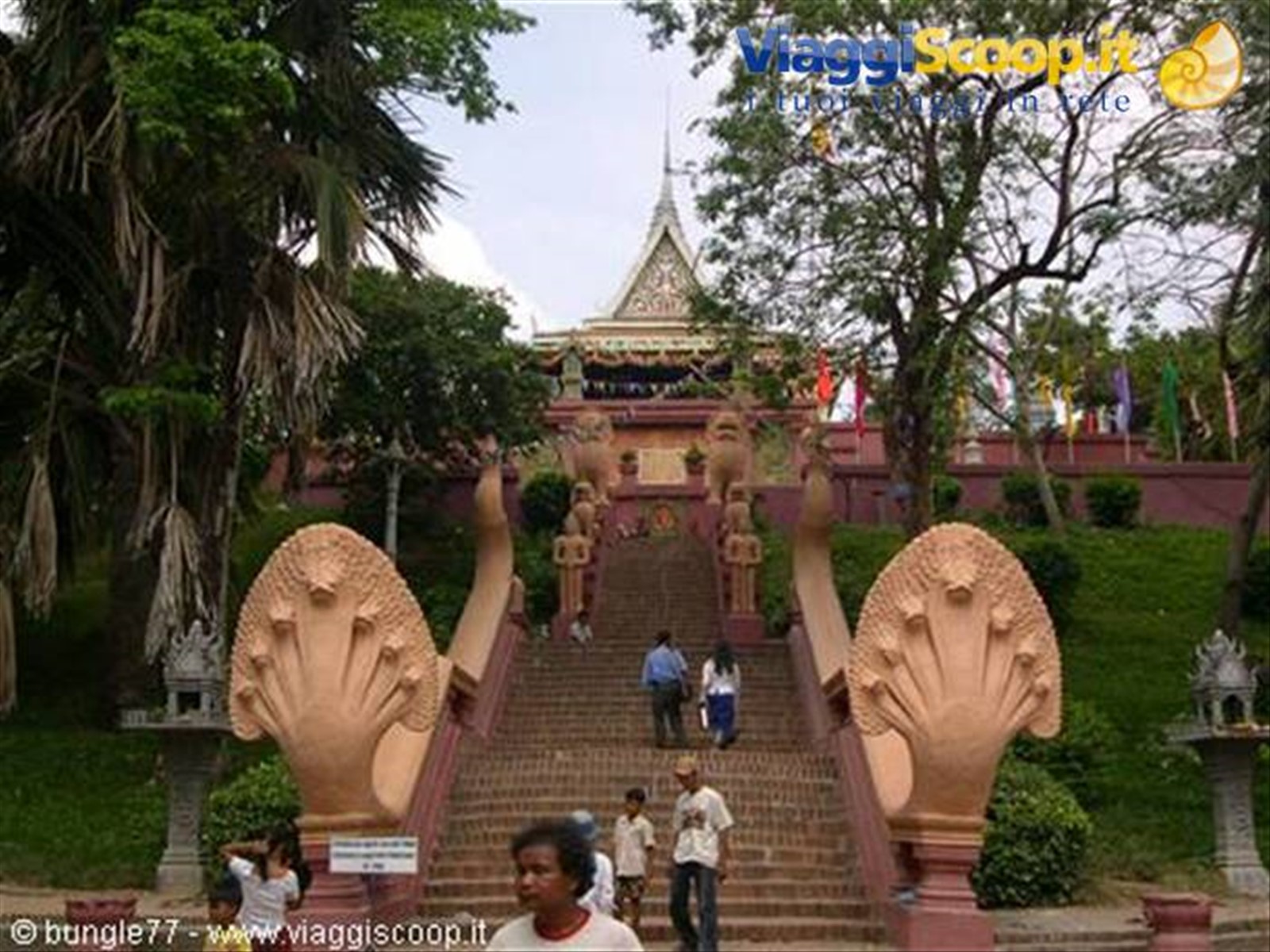 15 - PP - Wat Phnom 2