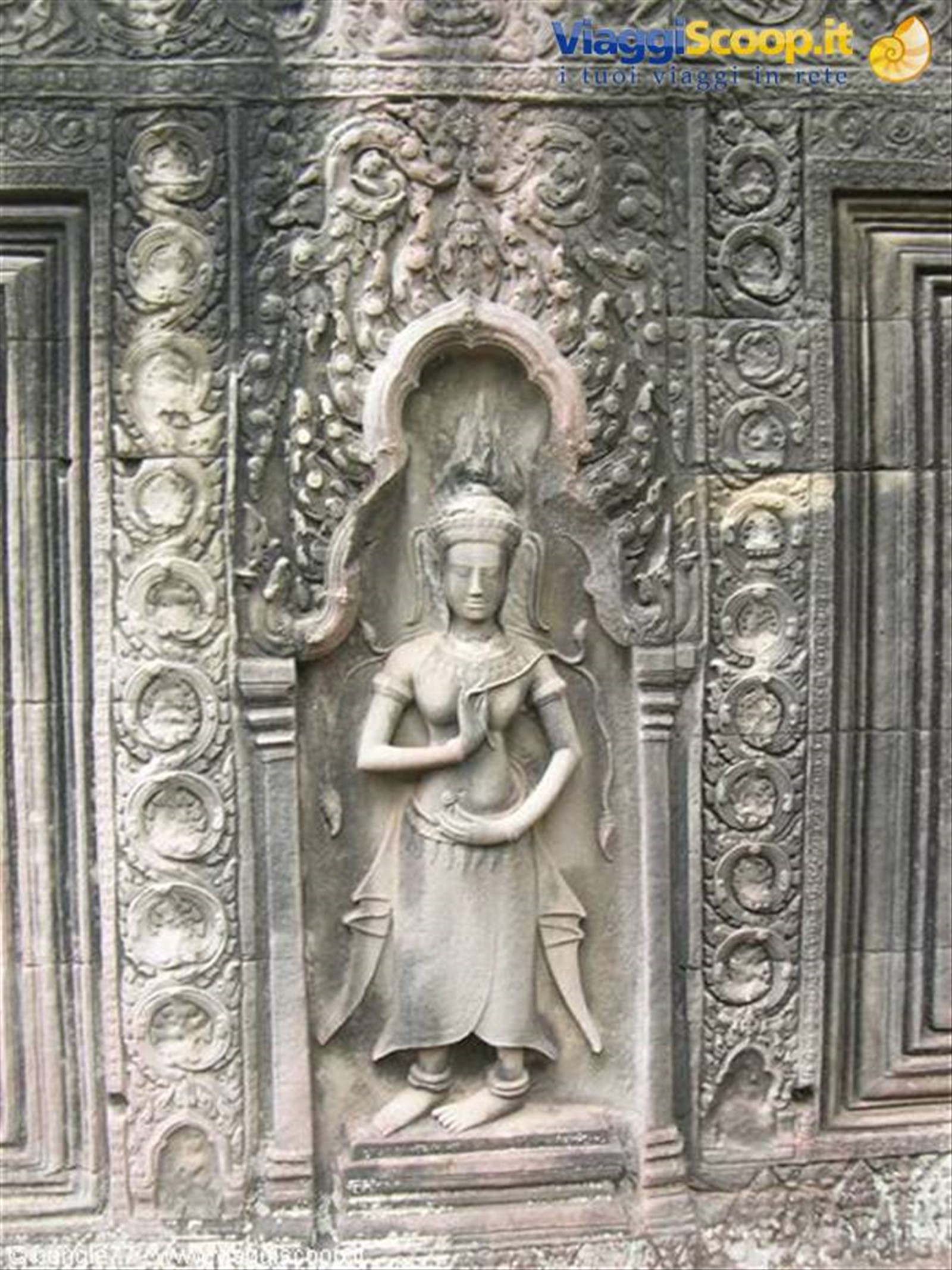 19 - Angkor - Ta Phrom - Bassorilievo