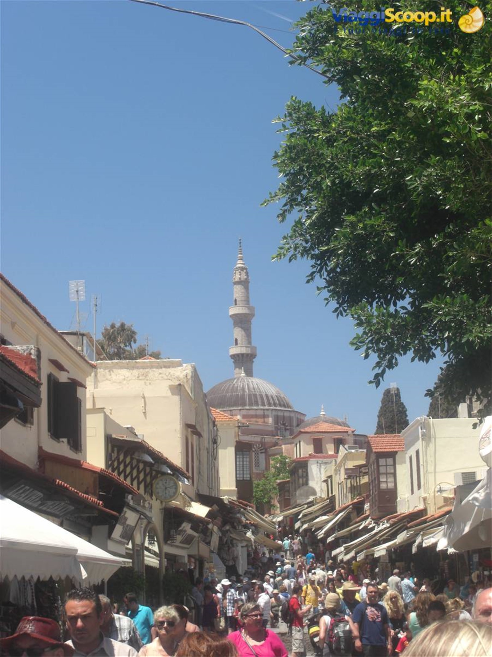 Rodi "turisticizzata"