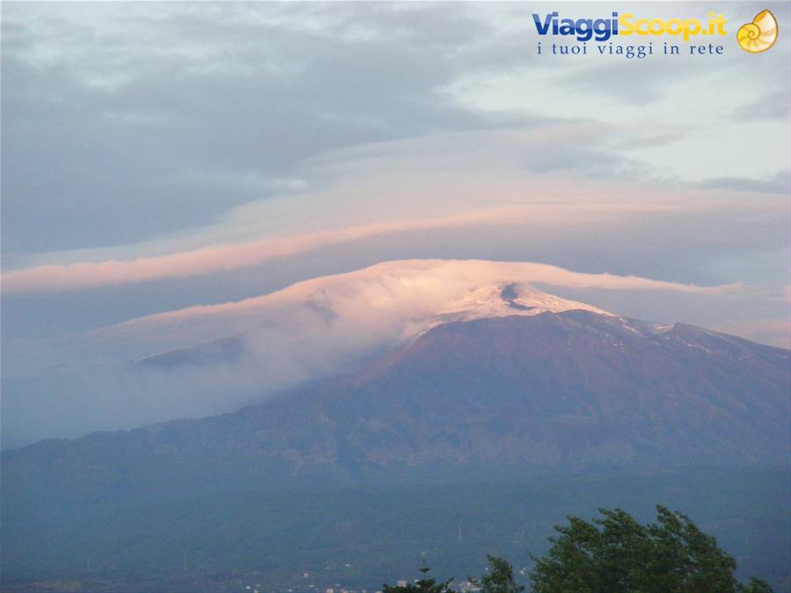 prima neve sull'etna 23 settembre 2008